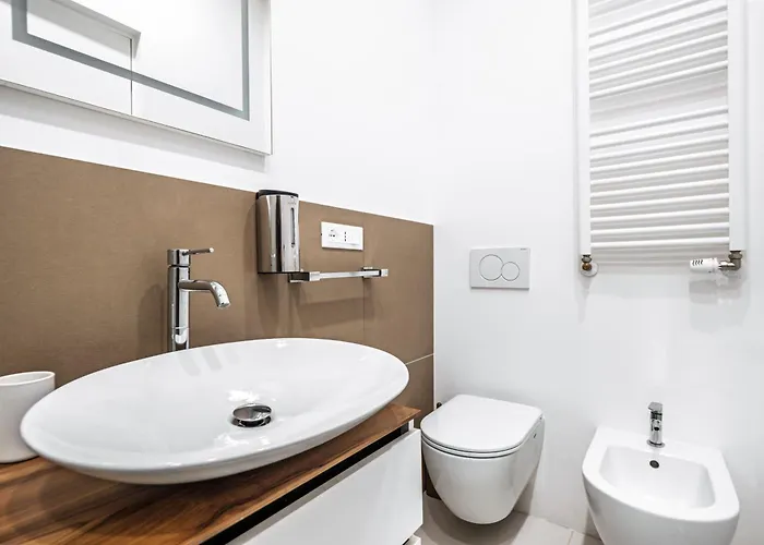 Stylish 1br, 2bath Castel Sant'angelo 6a *